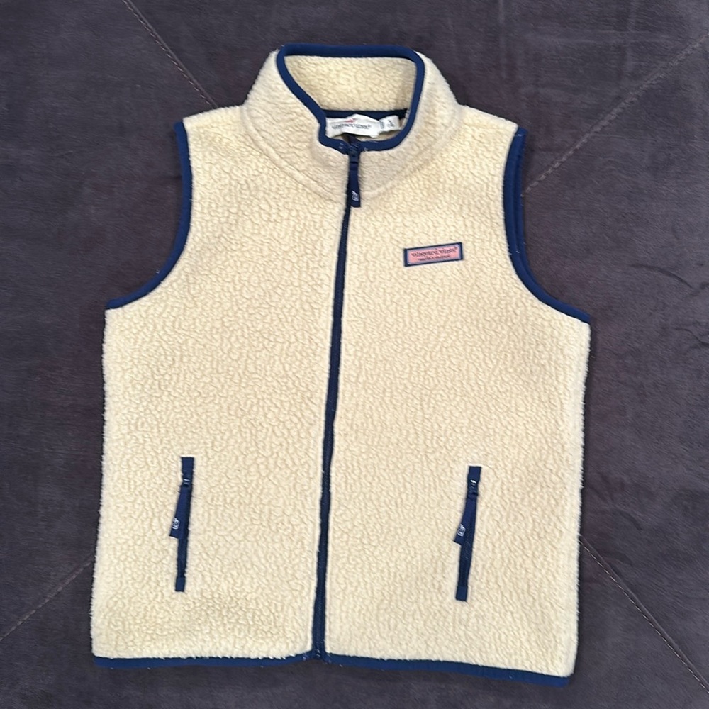 Vineyard Vines Sherpa Vest Size S 7/8 girls